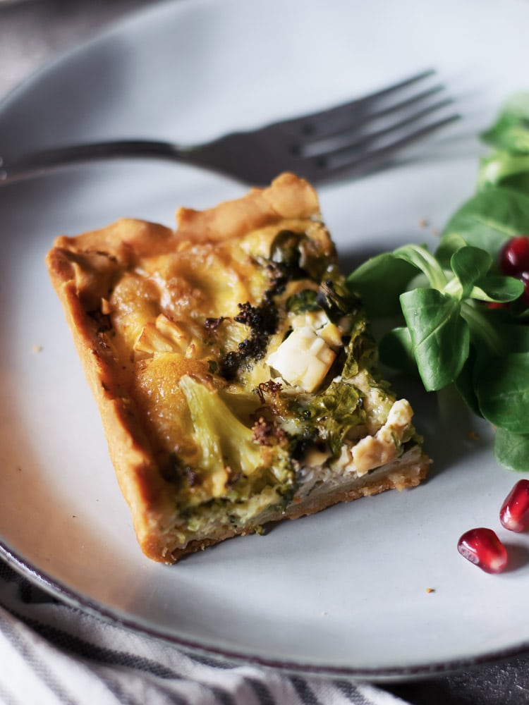 Quiche de Brócolos, espinafres e Feta