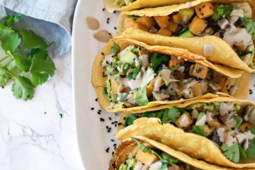 Wraps de Grão-de-bico com molho de sésamo