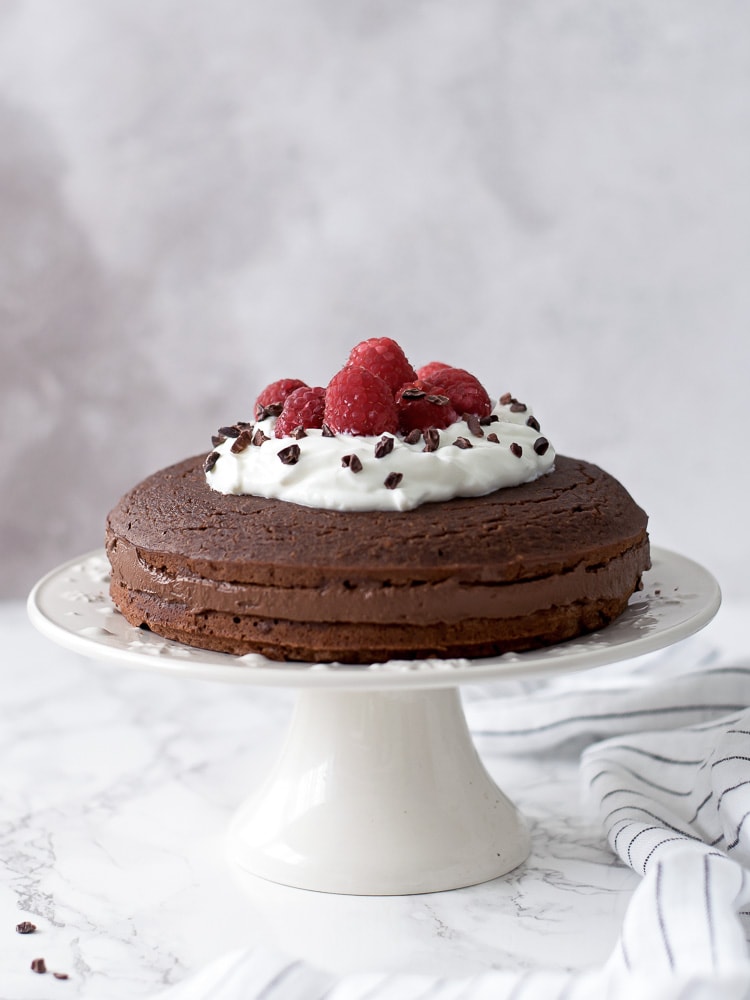 Bolo de chcolate com recheio de cacau