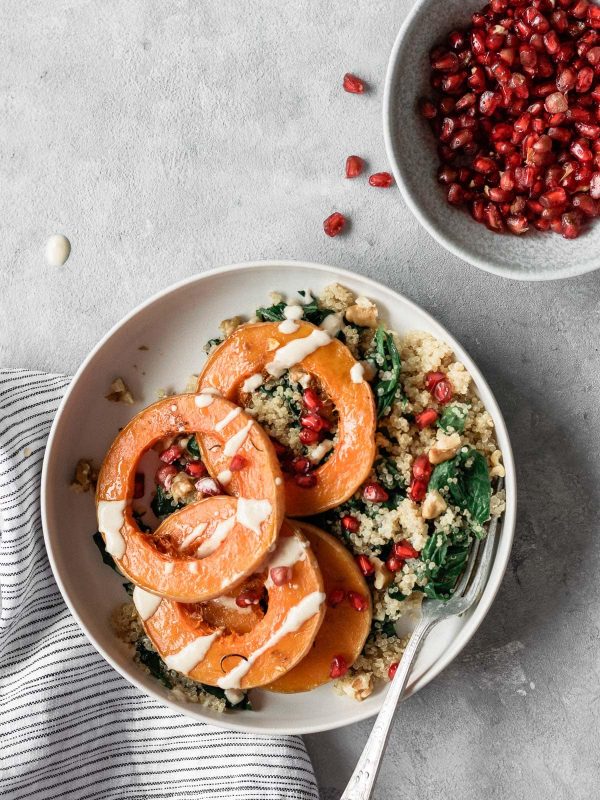 Salada quente de abobora e quinoa