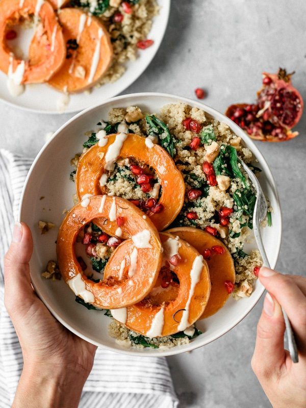 Salada quente de abobora e quinoa