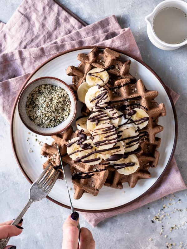 Waffles de aveia e cacau