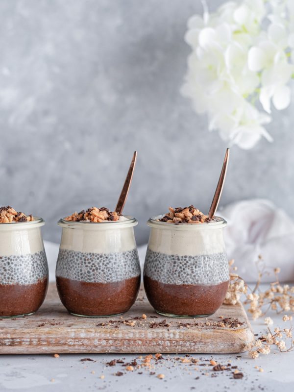 Pudim de chia tiramisu