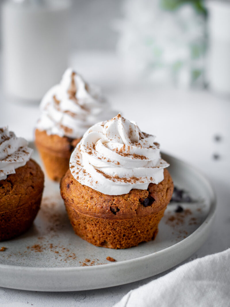 Muffins saudáveis de abóbora e chocolate