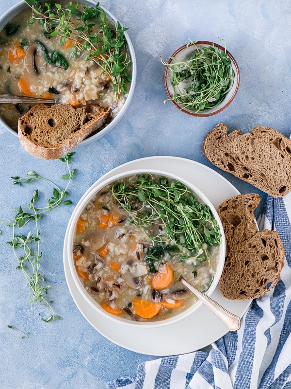 Caldo de Legumes e arroz selvagem