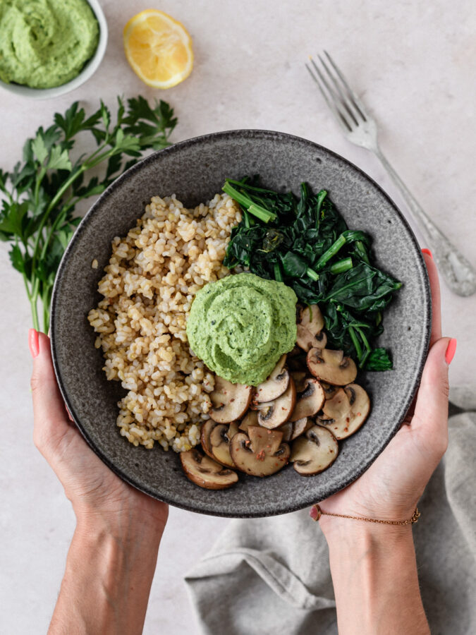 Molho pesto de caju e salsa