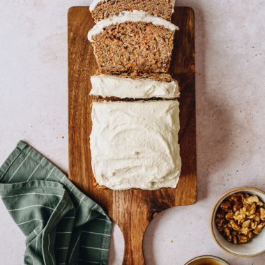 Bolo de cenoura e nozes