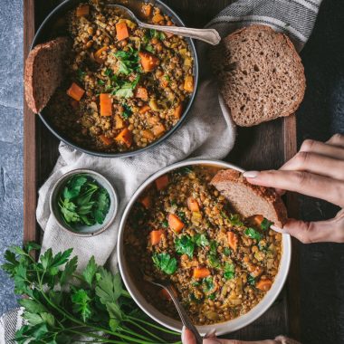 Sopa de lentilhas e quinoa